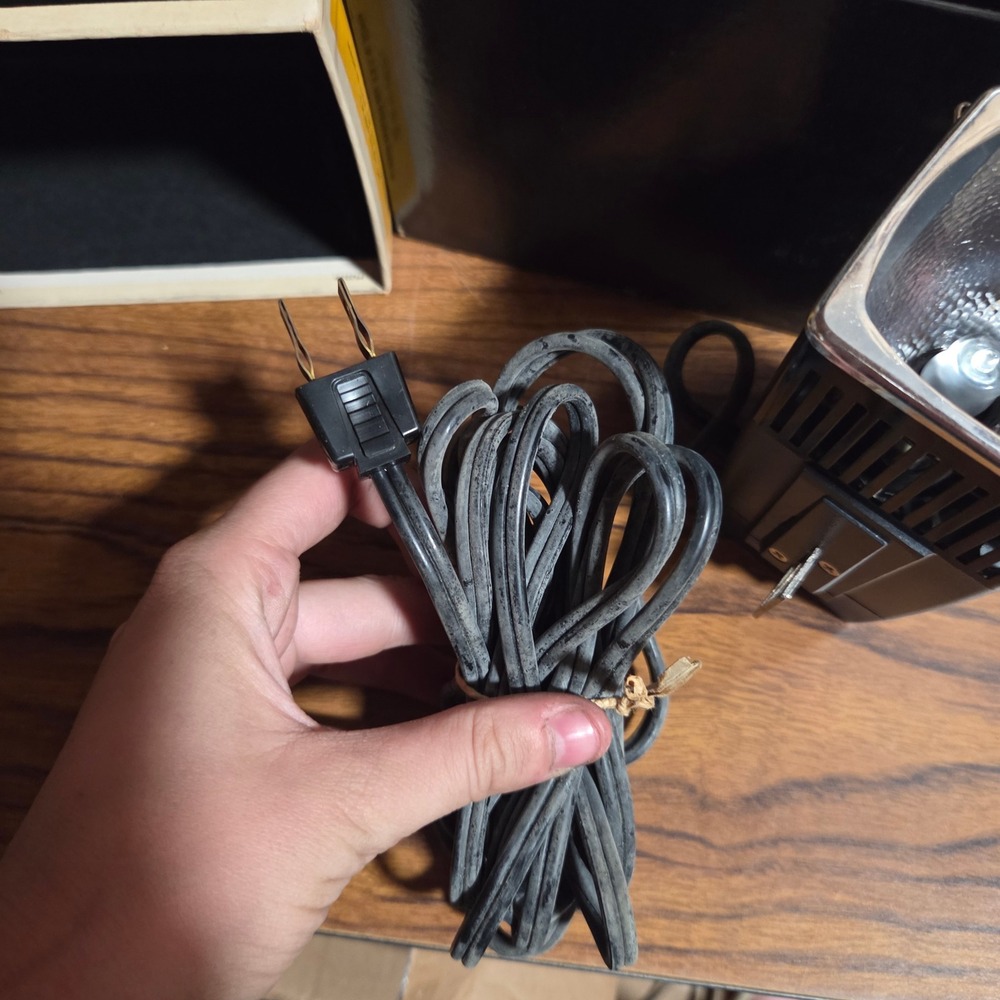 Vintage Kodak Instamatic Movie Light Model 1 with Original Box 375W 120V USA - Picture 3 of 7